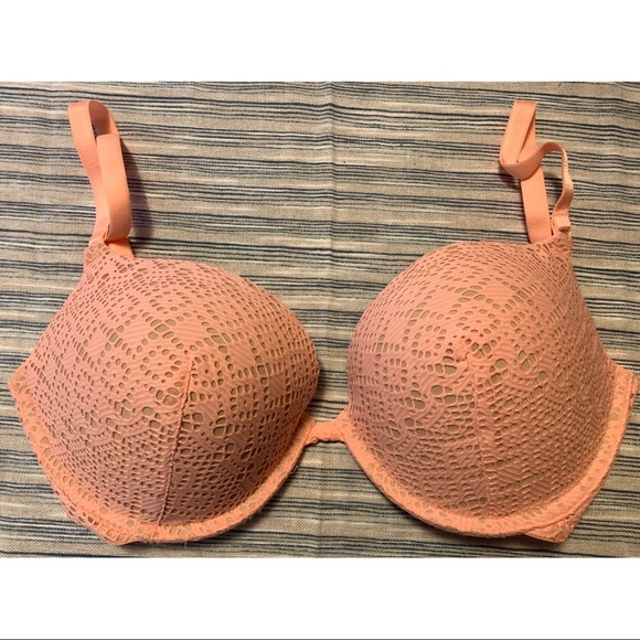 Victoria's Secret Other - Victoria’s Secret Peach Push-Up Bra